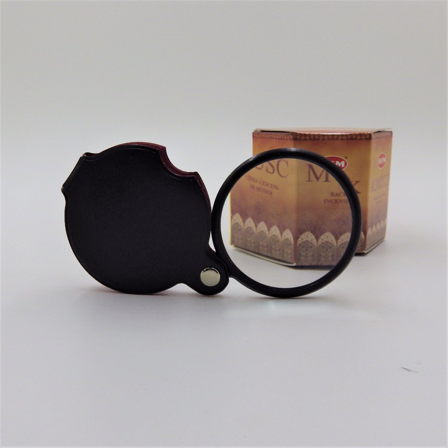 Magnifying Glasses
