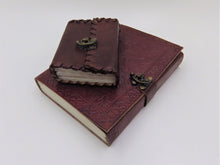 Load image into Gallery viewer, Single Clasp Leather Journal