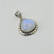 Load image into Gallery viewer, Moonstone Jewelry