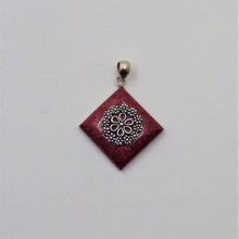 Load image into Gallery viewer, Red Coral Pendants