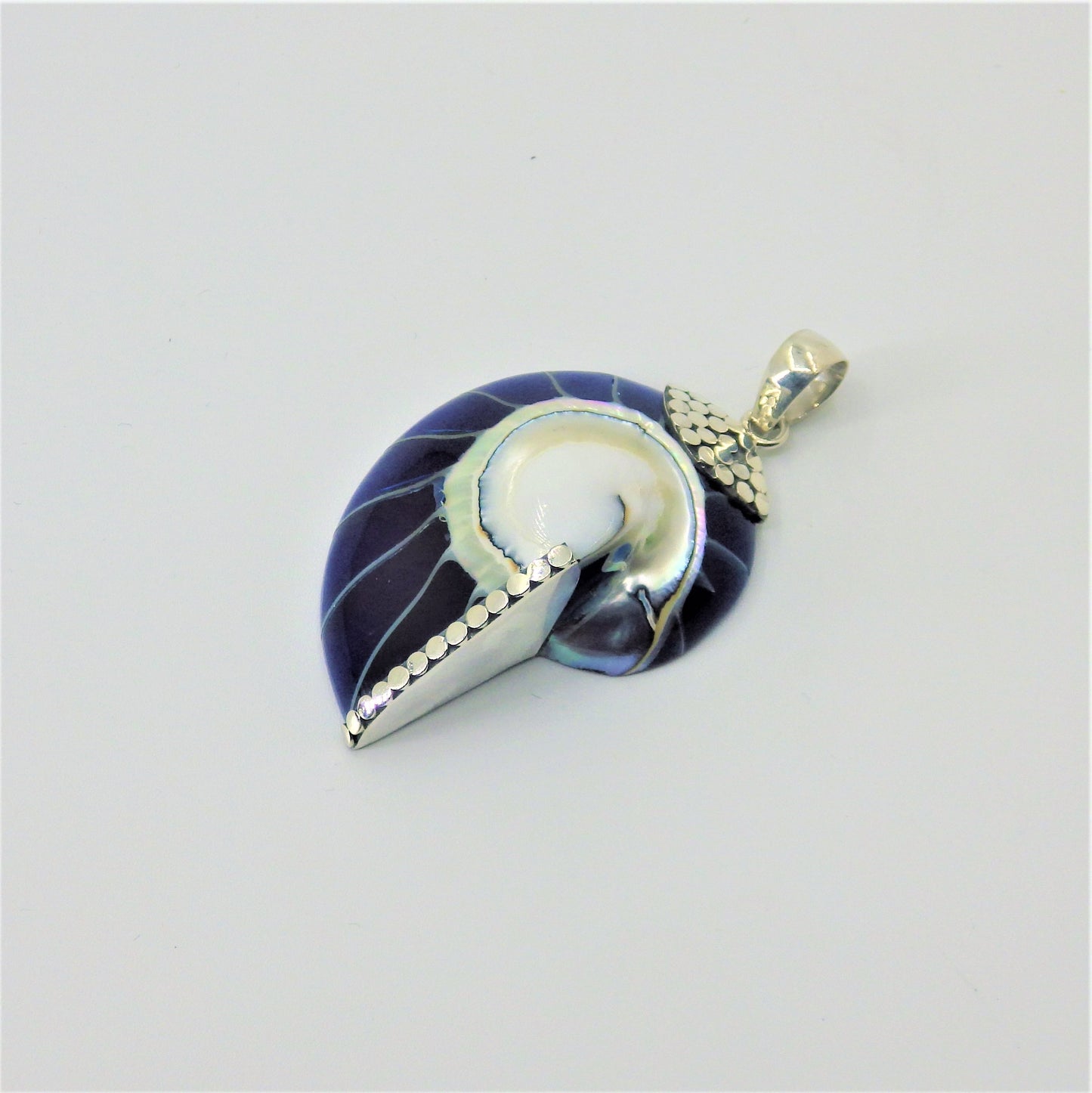 Silver / Seashell Pendants