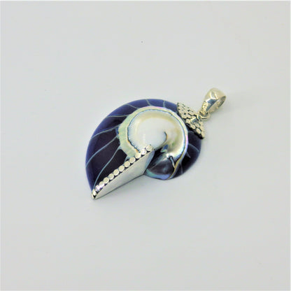 Silver / Seashell Pendants
