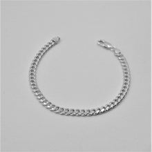 Load image into Gallery viewer, Curb / Figaro - Silver Bracelets
